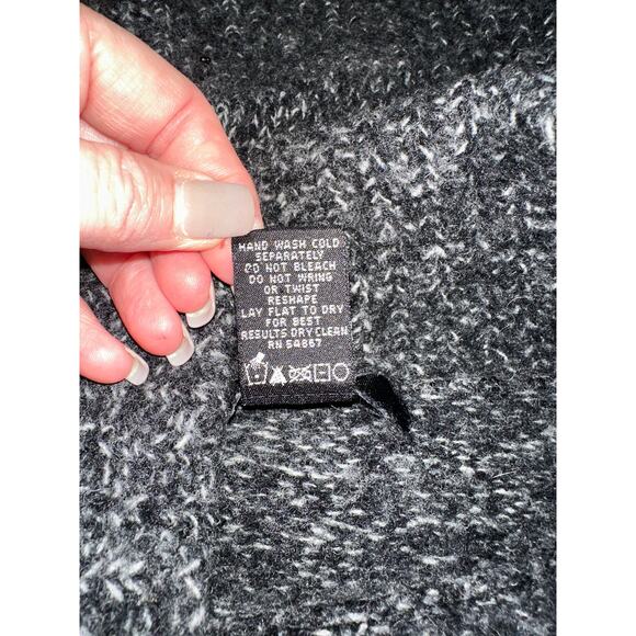 Express Women’s SweaterTurtle Neck Long Sleeve Merino Wool Blend Dark Gray XL - Picture 7 of 9